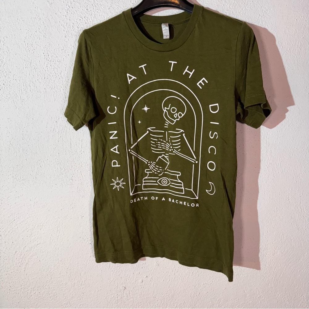 Panic at the disco green print shirt sleeves shirt size small mar1